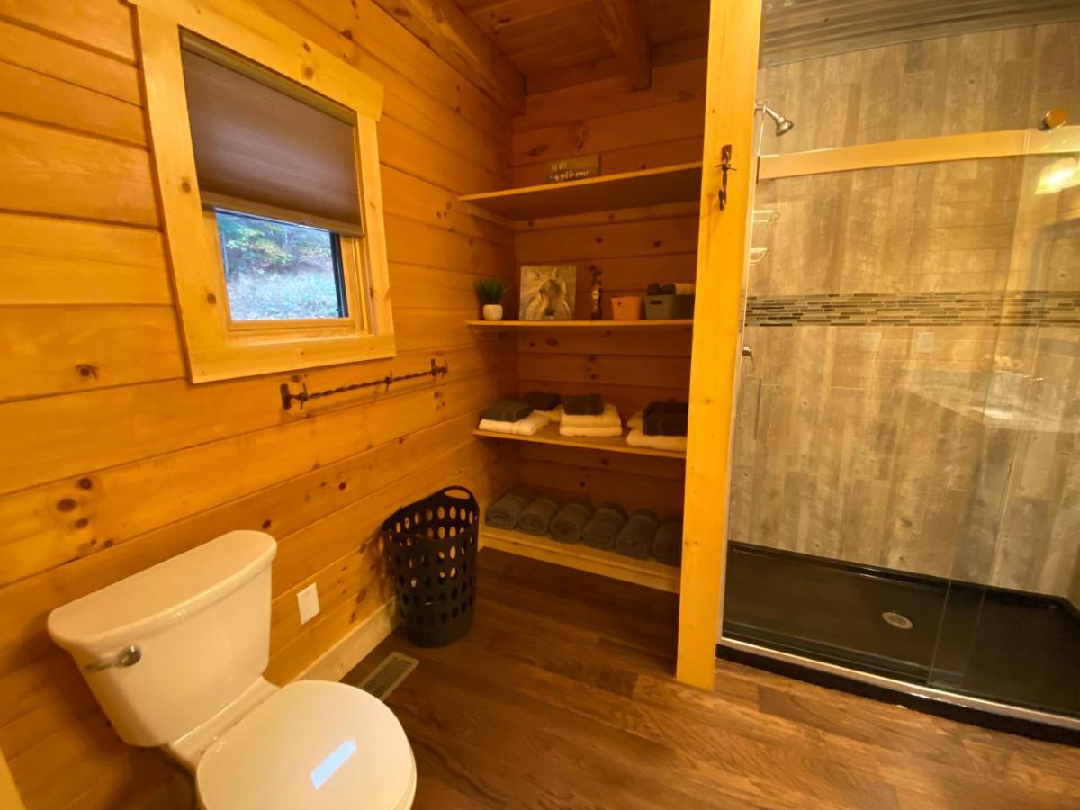 Pine Creek Cabins & Camping Resort South Bloomingville Esterno foto