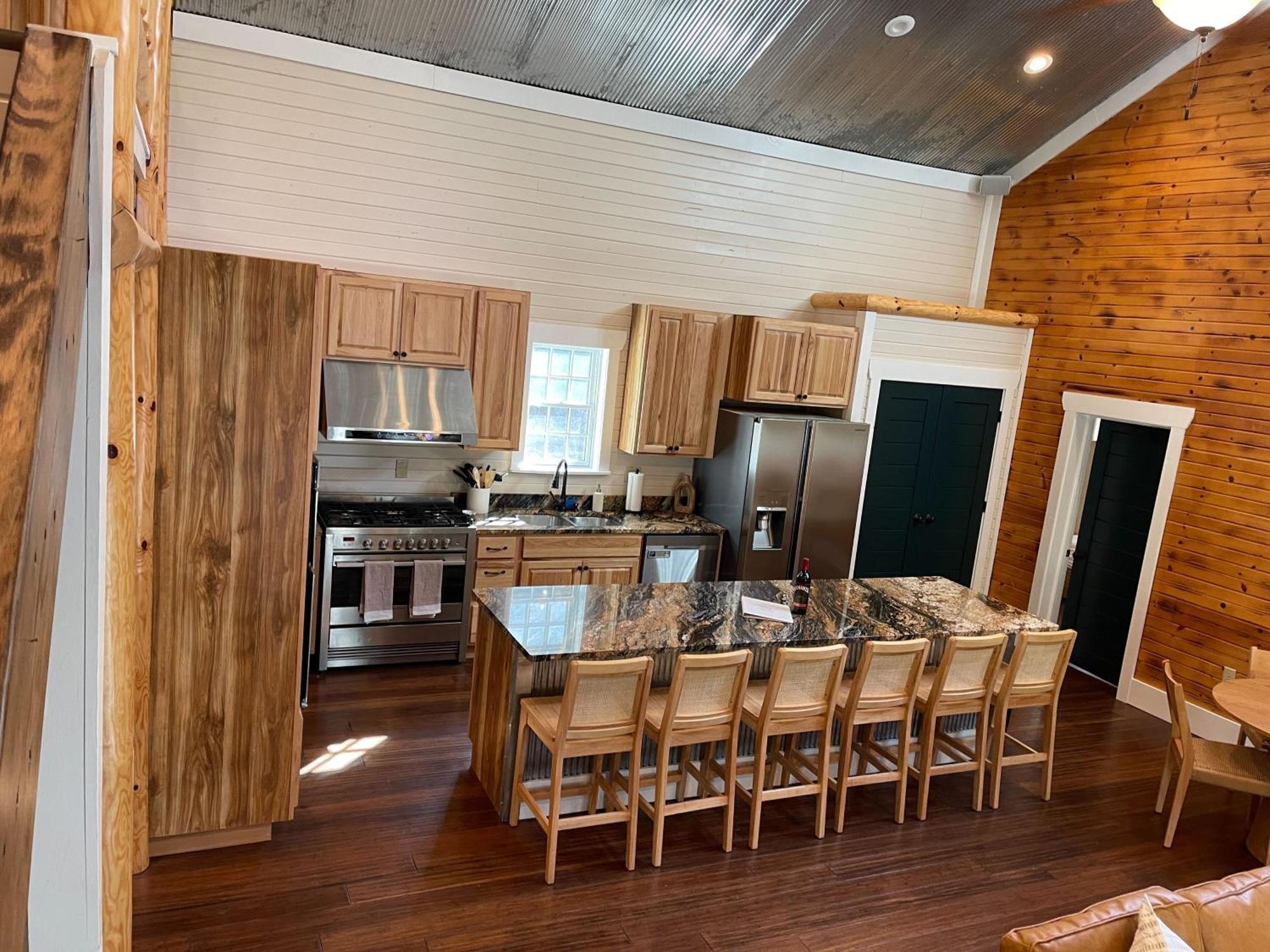 Pine Creek Cabins & Camping Resort South Bloomingville Esterno foto